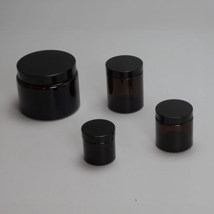 Amber Glaskrukke med sort låg - SMALL - 100ml