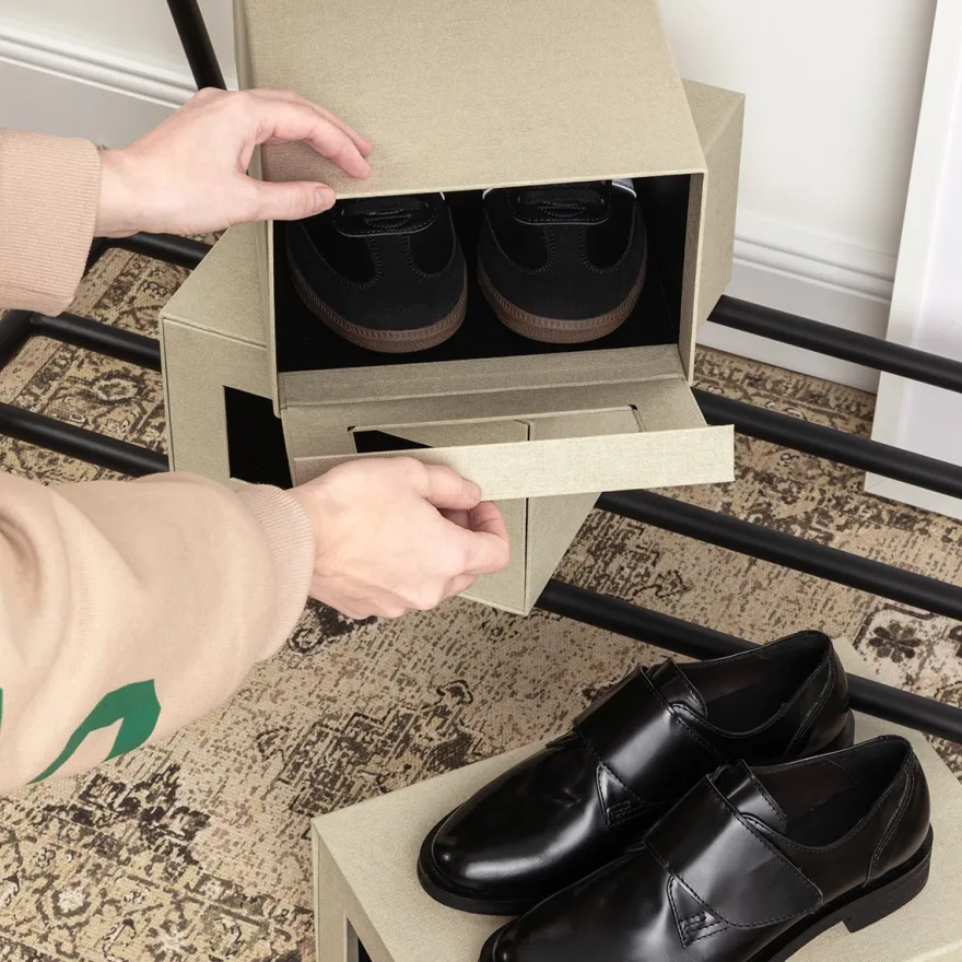 Bigso Box of Sweden - NILS Skoæske med vindue, Linen