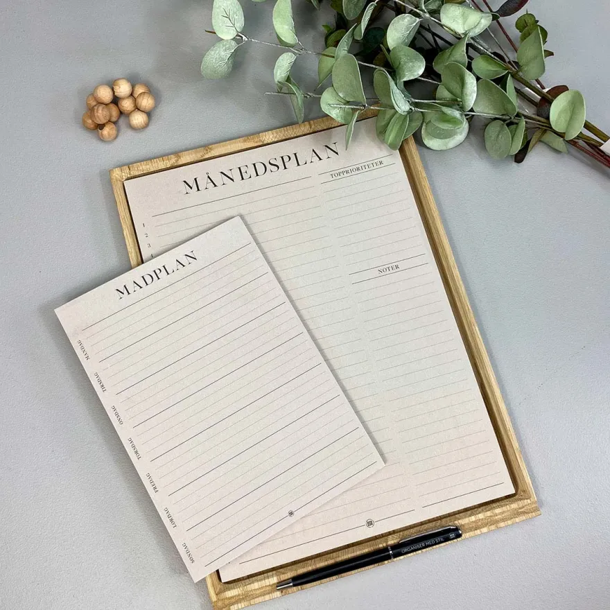 Boxdelux blok A4 - Månedsplan - Colorcode, beige