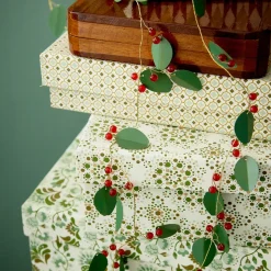 Bungalow Guirlande Berries - Forestgreen - 180 cm.