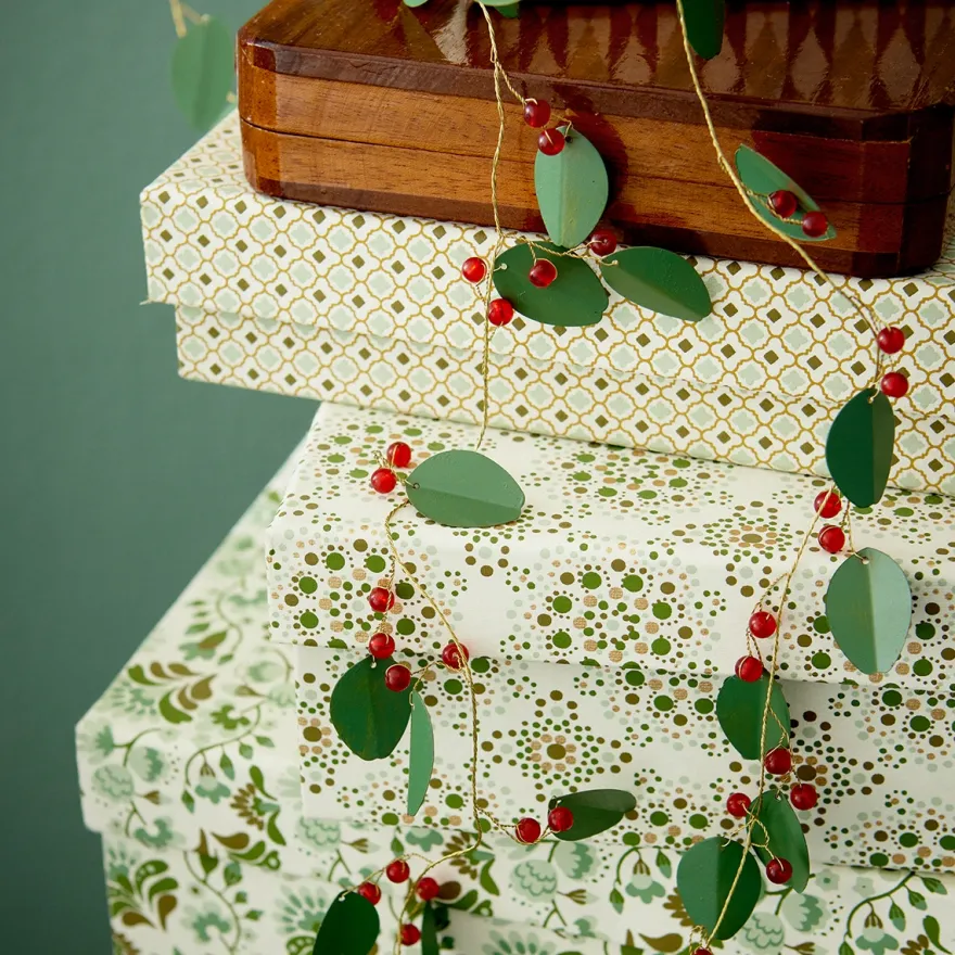 Bungalow Guirlande Berries - Forestgreen - 180 cm.
