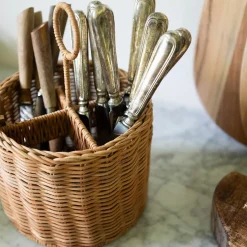 Bungalow rund bestikholder i Rattan