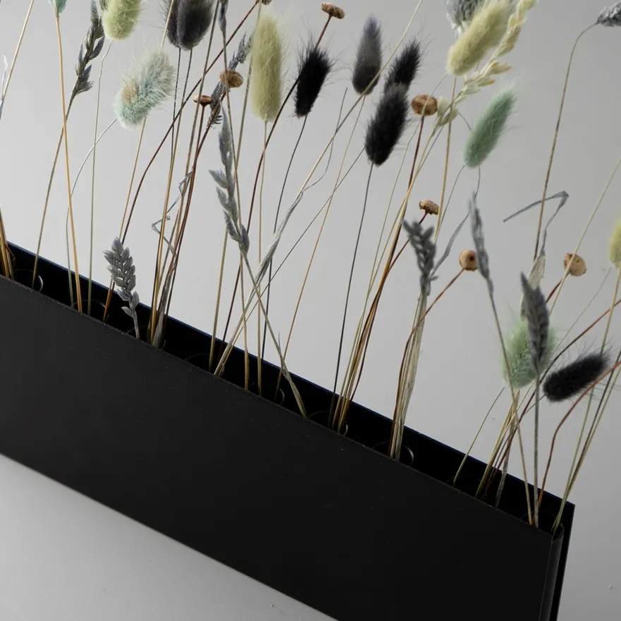 Como Flower Pot TEN - Væghængt vase i metal, Sort