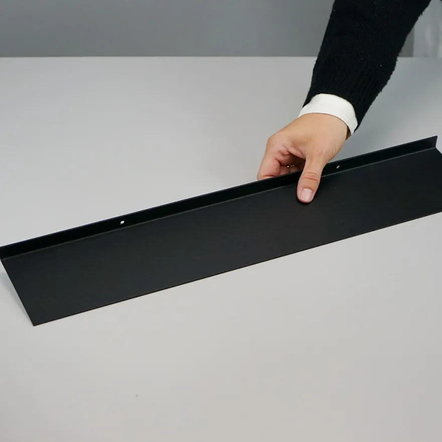 Como Hylde 50 x 10 cm - Sort metal
