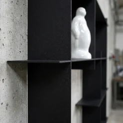 Como Niveau Display Hylde, Large, Sort