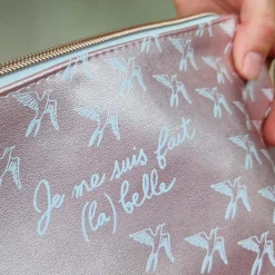 Derrière la Porte toilettaske - TRAPEZE J'me suis fait la belle