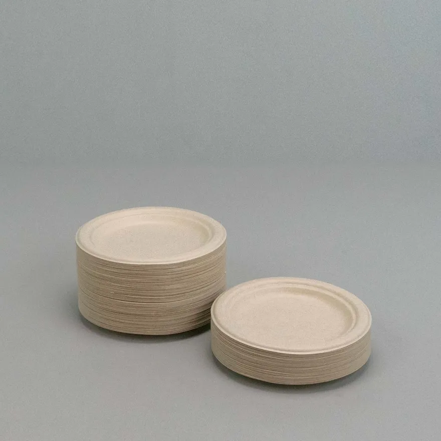 Engangsservice i sukkerrørsfibre - Frokosttallerken 18cm - 50 stk