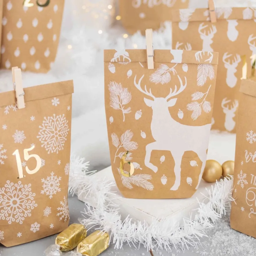 Gaveposer til pakkekalender - 24 stk. BRUN/HVID