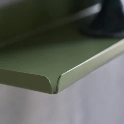 House Doctor hylde i metal - Ledge 43 cm - Grøn