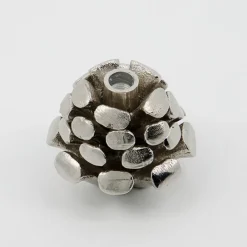 House Doctor lysestage til juletræslys - Pine Cone - Antik, sølv