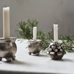 House Doctor lysestage til juletræslys - Pine Cone - Antik, sølv