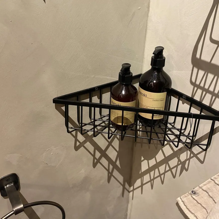House Doctor trådkurv i rustfrit stål - Corner Basket, sort