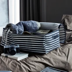 House Doctor - "Under bed" CANVA i Stof - Sort/Hvid - Large