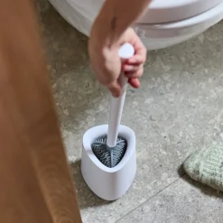 Joseph Joseph Flex 360 LITE Toiletbørste - Mat Hvid