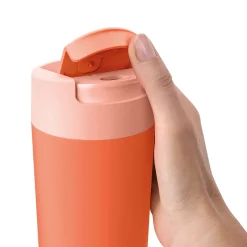 Joseph Joseph TO GO kaffekop - LARGE 454 ml. - Koral