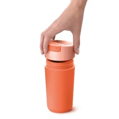 Joseph Joseph TO GO kaffekop - LARGE 454 ml. - Koral