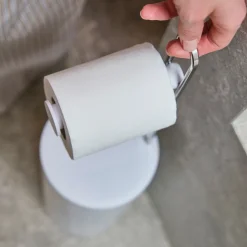 Joseph Joseph Toiletrulleholder til extra toiletruller, Glossy Hvid