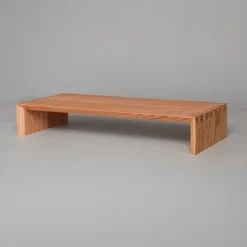 LAKE Monitor Stand i Egetræ