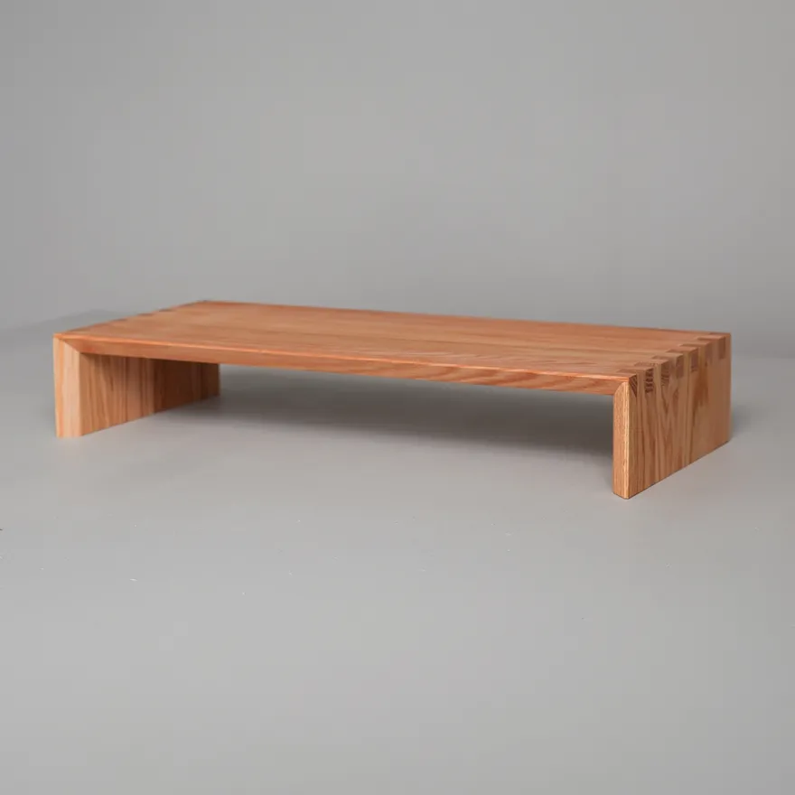 LAKE Monitor Stand i Egetræ