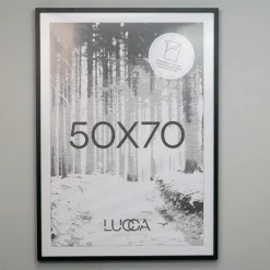Lucca Træramme til 50x70 cm. plakater - SORT