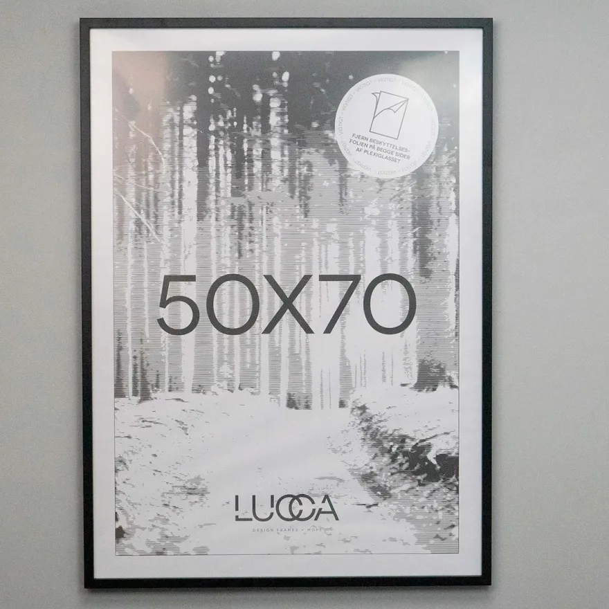 Lucca Træramme til 50x70 cm. plakater - SORT