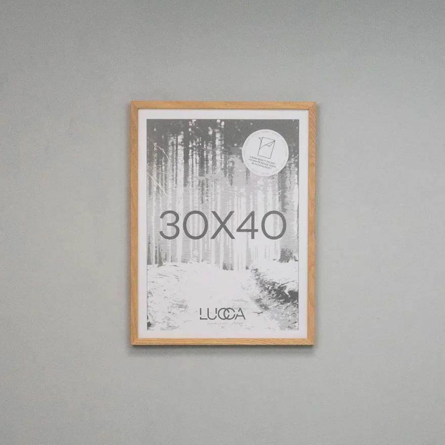 Lucca Træramme til 30x40 cm. plakater - Egetræ