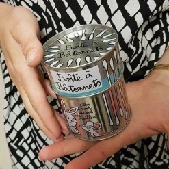 Metalbox til opbevaring af vatpinde - Lysegrå, rund