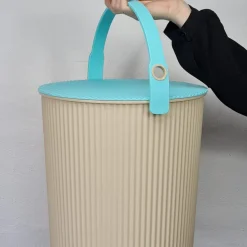 Omnioutil Plastikspand - Beige m. mint låg 20 liter