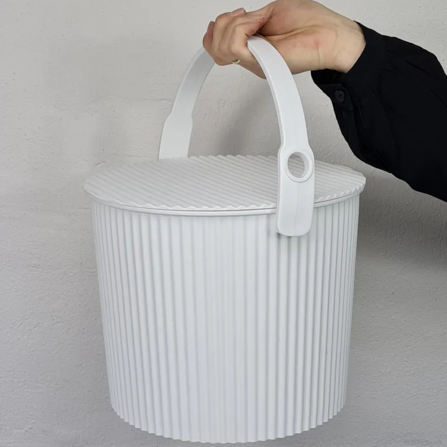 Omnioutil Plastikspand - Hvid. 8 liter