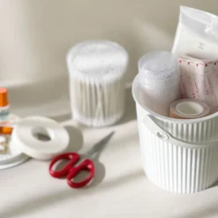 Omnioutil Plastikspand 0,7 liter - Turkis m. lilla låg