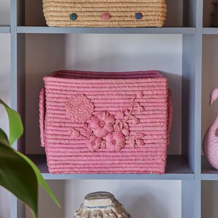 RICE Raffia kurv - PINK EMBROIDERY