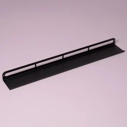 SECTOR Gallerihylde i metal - 52 cm. Sort