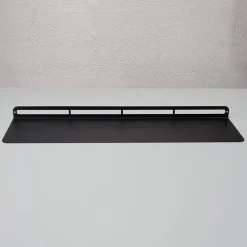 SECTOR hylde i metal - 60x15 cm. Sort