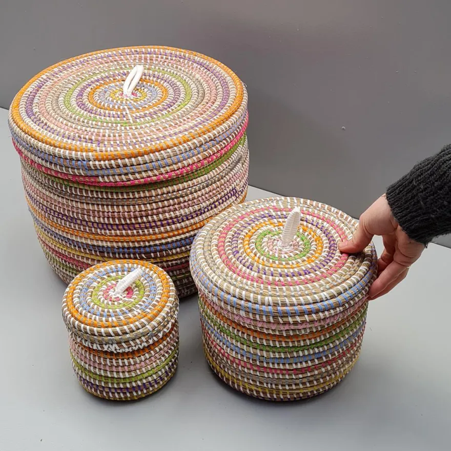 Små Afrikanske kurve i multicolor, striber - Sæt 3stk