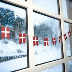 Speedtsberg Flagranke i træ med 12 flag, 165 cm