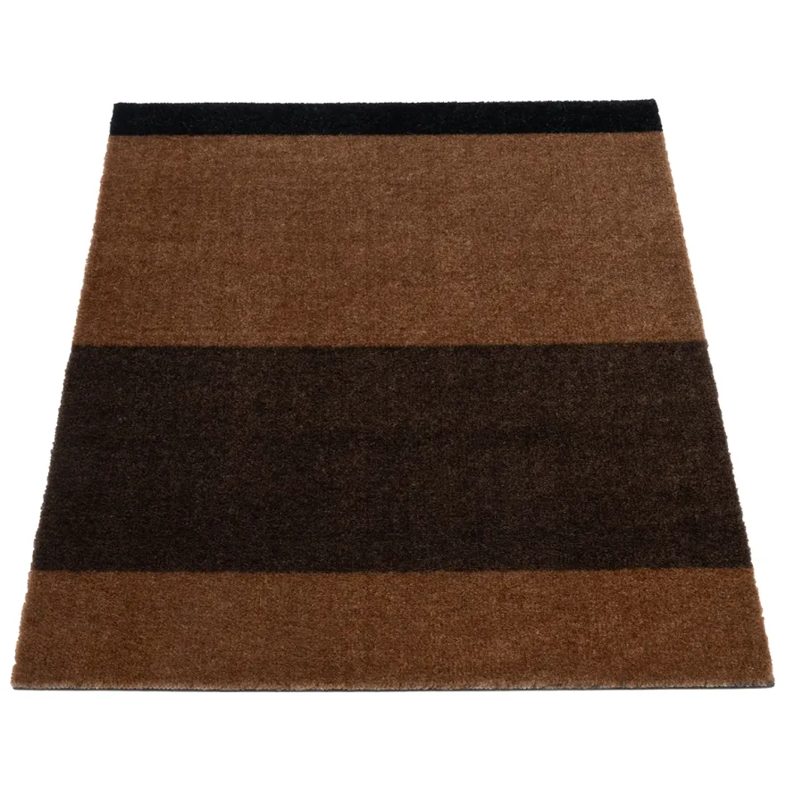 Tica Smudsmåtte - 60x90 cm. Stripes - Cognac/Mørkebrun/Sort