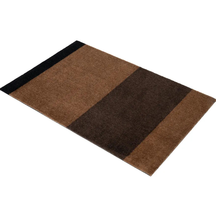 Tica Smudsmåtte - 60x90 cm. Stripes - Cognac/Mørkebrun/Sort