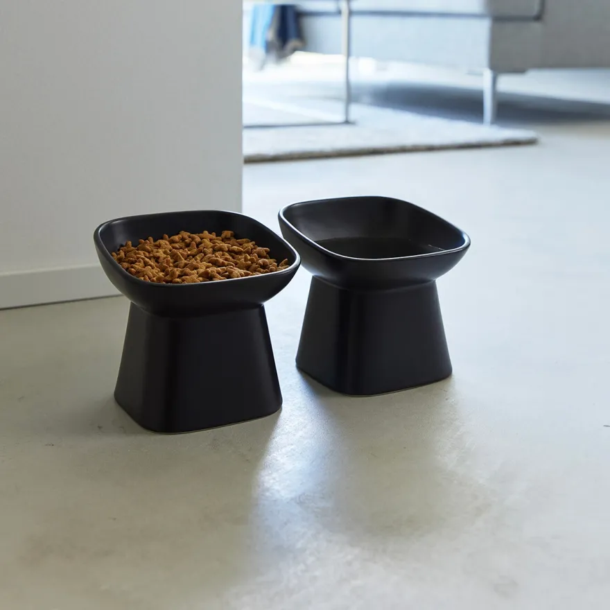 Yamazaki "Easy Eat" Keramik foderskål til katte - Sort