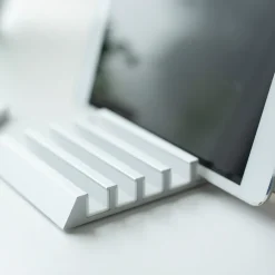 Yamazaki holder til flere iPads/Mobiler