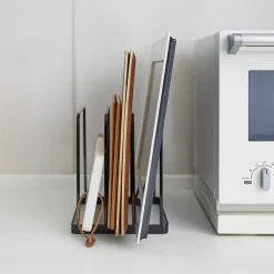 Yamazaki Holder til skærebræt Tower tray holder - SORT