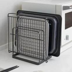 Yamazaki Holder til skærebræt Tower tray holder - SORT