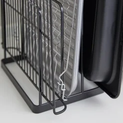 Yamazaki Holder til skærebræt Tower tray holder - SORT