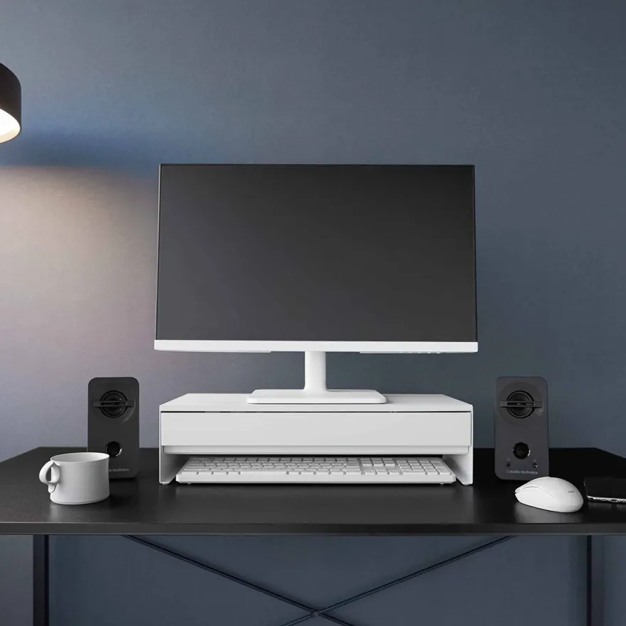 Yamazaki Monitor Stand med skuffe. HVID