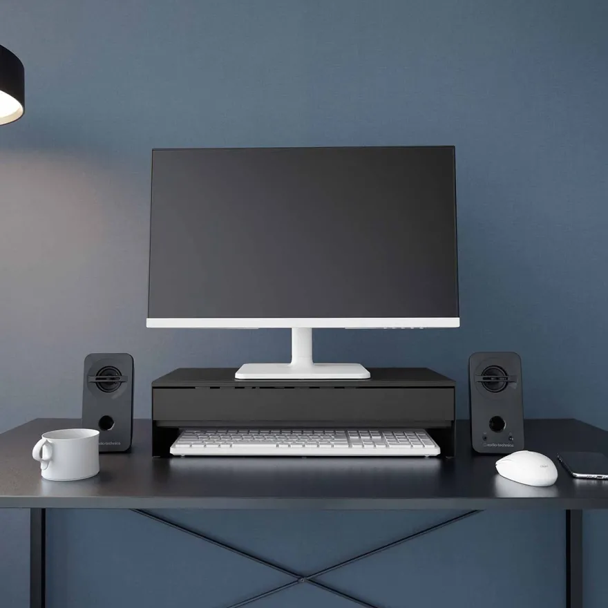 Yamazaki Monitor Stand med skuffe. SORT