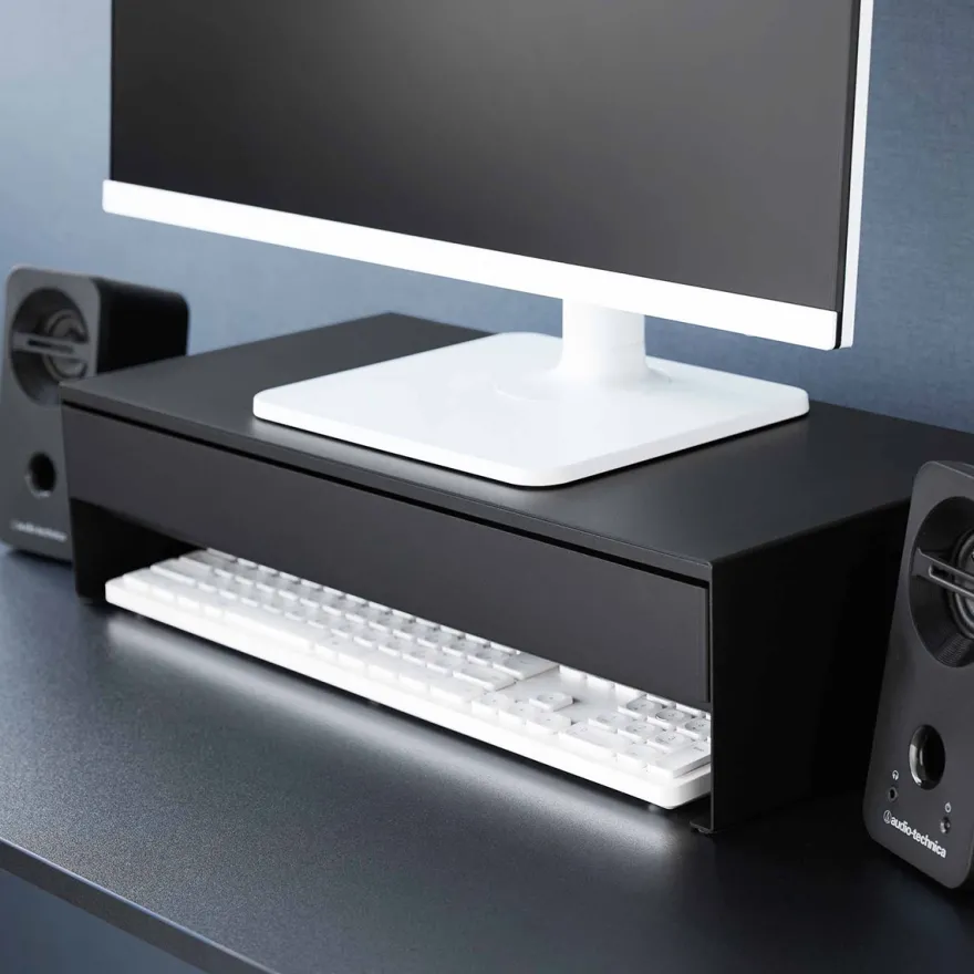 Yamazaki Monitor Stand med skuffe. SORT