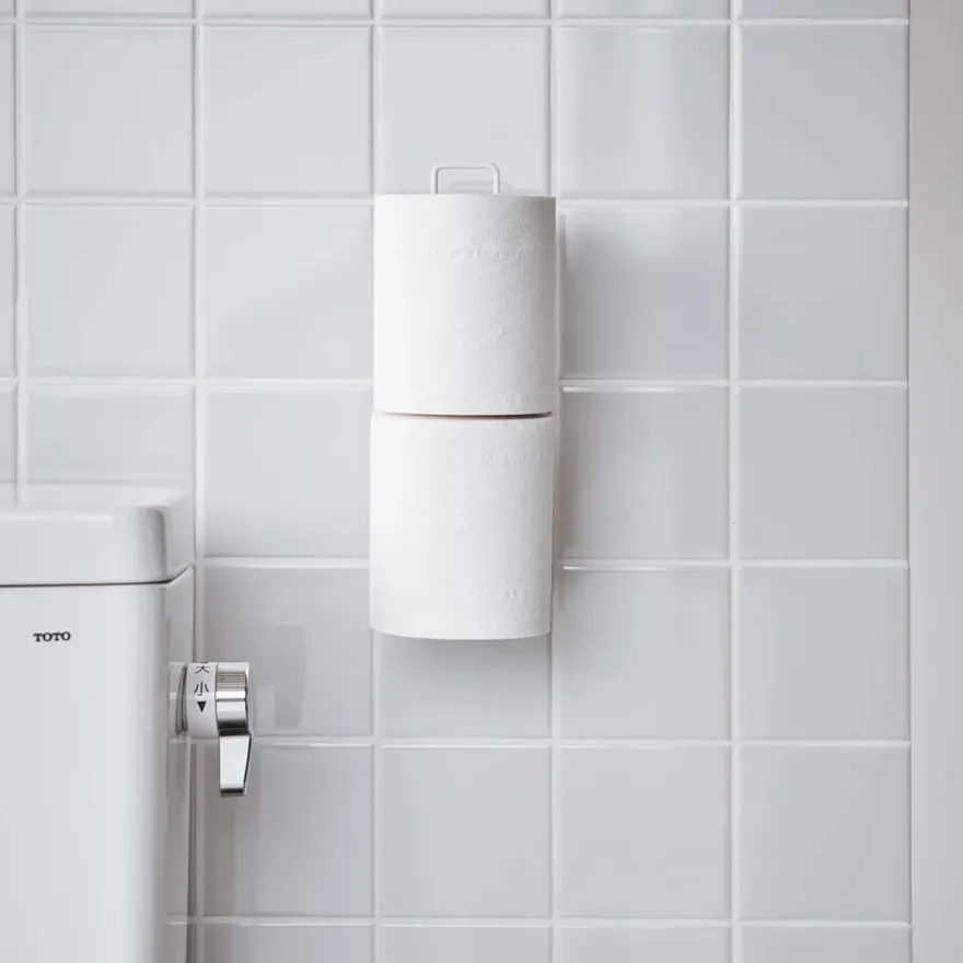 Yamazaki Selvklæbende toiletrulleholder til væggen - FILM, Hvid