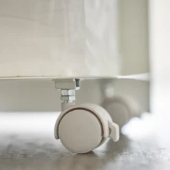 Yamazaki Toiletrulle-skjuler på hjul - Hvid