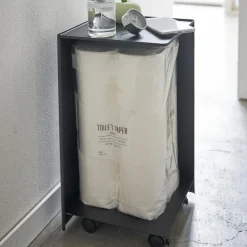 Yamazaki Toiletrulle-skjuler på hjul - Sort