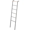 Yamazaki Tower Stige, Sort