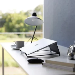 Yamazaki Twoway Laptop holder - Sort